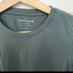 Everlane tee shirt